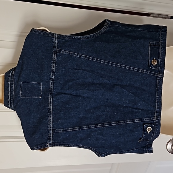 Olympic pins on denim vest - 60+ pins - size Med by Studio 25 - Fun and unique - Picture 6 of 7